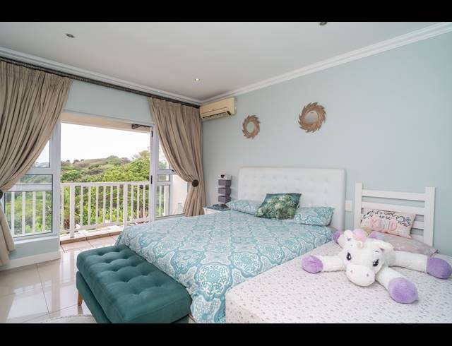 3.5 BEDROOM HOUSE FOR SALE IN LA LUCIA